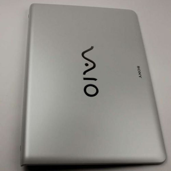 Picture of A1882051A - ASSEMBLY LCD COVER WHITE Z70CR